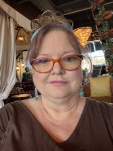 Wendy Zizi Mueller headshot
